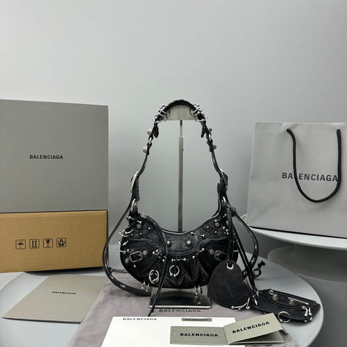 Balenciaga Le Cagole bag medium