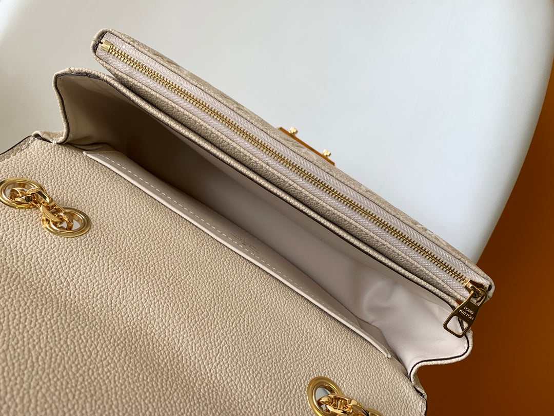LV crossbody Metis